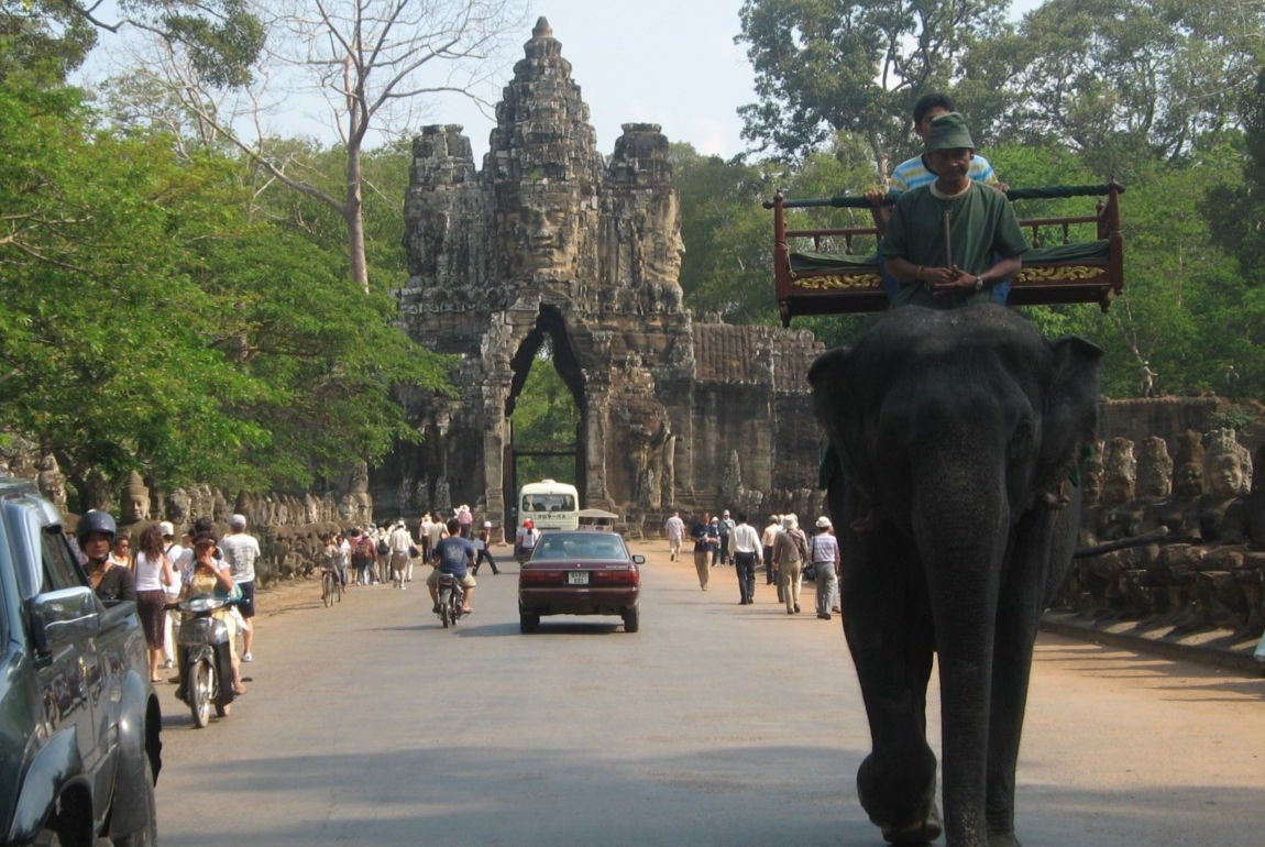 Angkor Wat Trek 2024